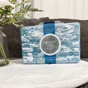 GAIAM | Blue and White Marbled Yoga Block NEW!
